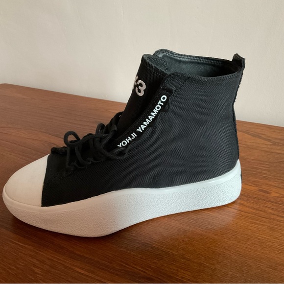 High top sneakers By Yohji Yamomoto - Picture 9 of 10